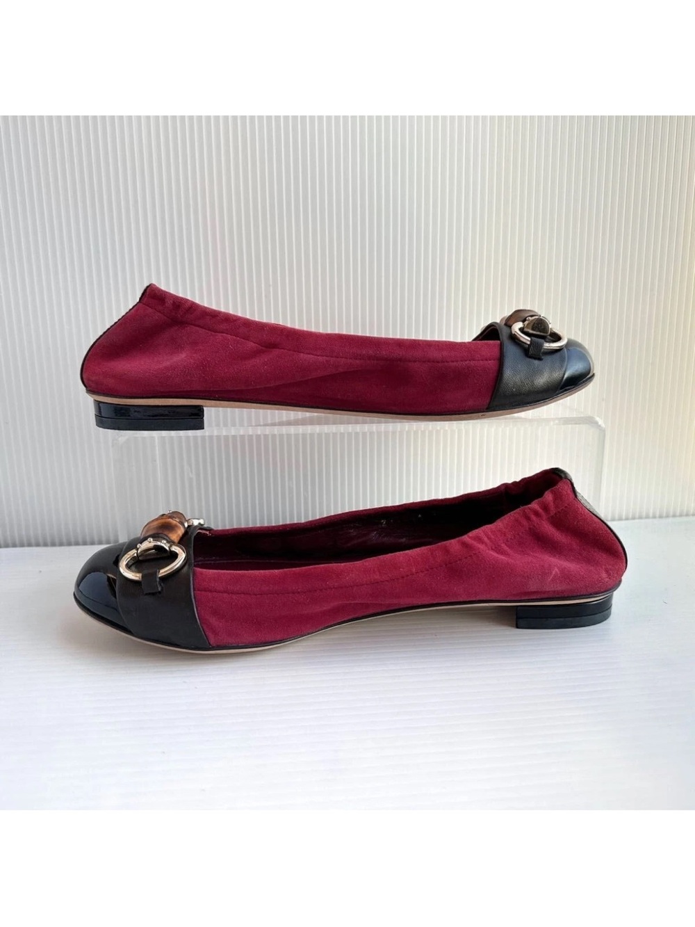 Gucci Wine Suede & Black Patent Ballet Flats with Bamboo Horsebit - Picture 3 of 9